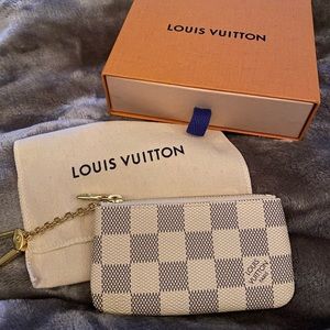 Brand new Louis Vuitton key cles pouch